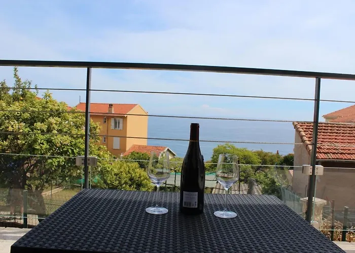 Seaside Bliss, Monaco, * カップダイユ